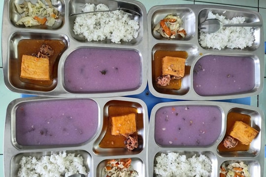 Gắn tick xanh trách nhiệm với thực phẩm học đường: Doanh nghiệp thay đổi để thích ứng