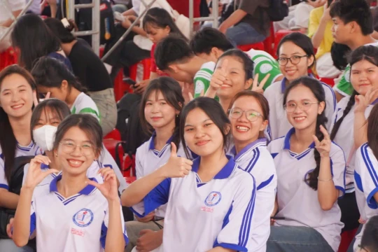 Định hướng nghề nghiệp và phát triển kỹ năng trong kỷ nguyên số: 'Sai một ly, đi một dặm'