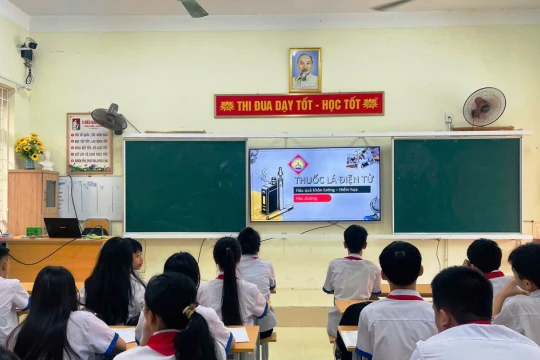 Xây dựng trường học không khói thuốc: Hiệu trưởng tiên phong