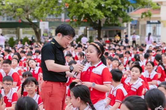 Quảng Ninh tăng cường rèn kỹ năng giao tiếp cho học sinh tiểu học