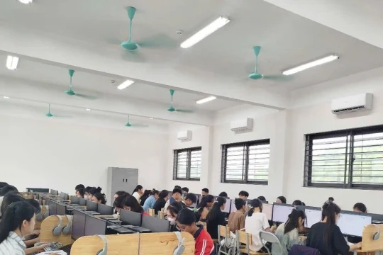 OLM - Giải pháp toàn diện giúp tăng tốc ôn thi tốt nghiệp THPT 2026