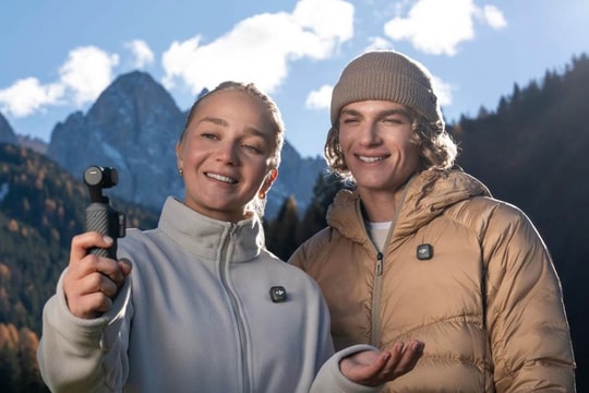 Mua DJI Pocket 4: Chênh nhau 3 triệu, nên chọn bản Standard hay Creator Combo để không hối tiếc?