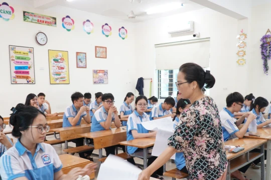 Học sinh Nghệ An đánh giá năng lực qua các kỳ thi thử vào lớp 10