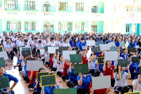 Nuôi dưỡng sự tự tin, yêu ngoại ngữ cho học sinh qua 'đấu trường' Tiếng Anh