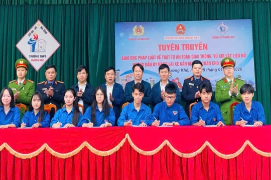 Xây dựng trường học không khói thuốc: Lồng ghép vào các môn học chính khoá