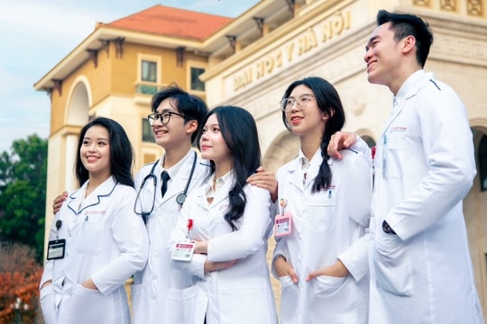 Đại học Y Hà Nội tăng học phí, xét điểm thi đánh giá năng lực