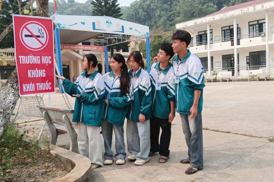 Xây dựng trường học không khói thuốc: Xây nền từ nhận thức và trách nhiệm