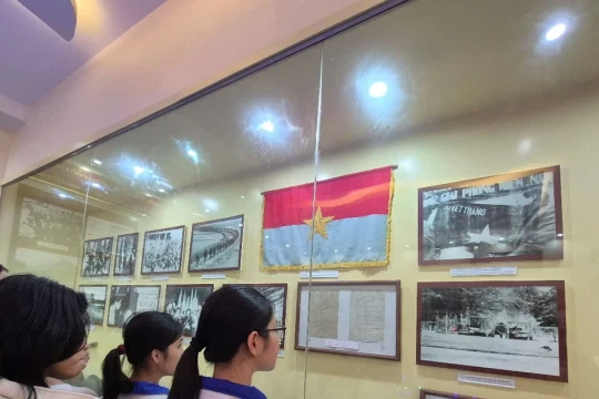 Những bức thư xin ra trận được viết bằng máu