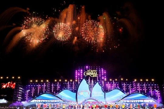 Rực rỡ Carnaval Hạ Long 2026