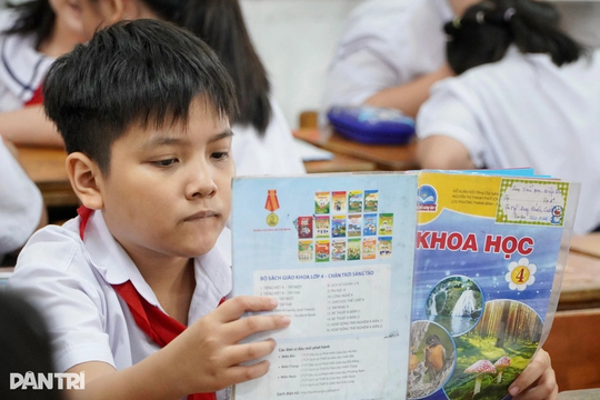 Sẽ giảm giá sách giáo khoa khoảng 13% năm học 2026