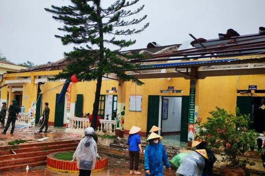 Trường học Thái Nguyên thiệt hại do dông lốc, mưa đá