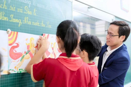 Giáo dục lịch sử trong kỷ nguyên số: Tận dụng chứ không lạm dụng