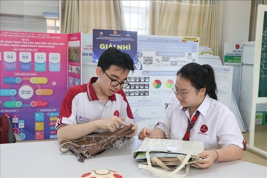 Ứng dụng khoa học kỹ thuật, thúc đẩy đổi mới giáo dục