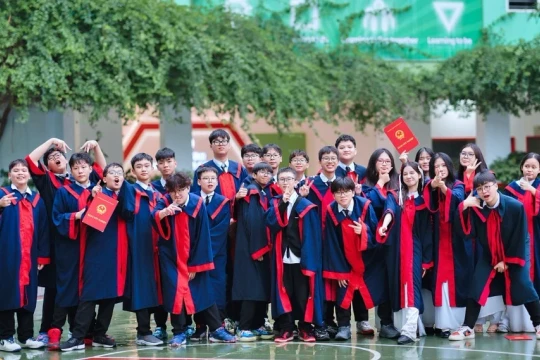 Hoàn thiện cơ chế hỗ trợ người học với Nghị định về Quỹ học bổng Quốc gia