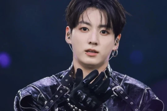 Jungkook (BTS) là ca sĩ Hàn Quốc đầu tiên xuất hiện trong sách thiếu nhi của Mỹ
