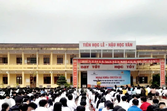 Chuyển từ truyền thông sang phát triển năng lực