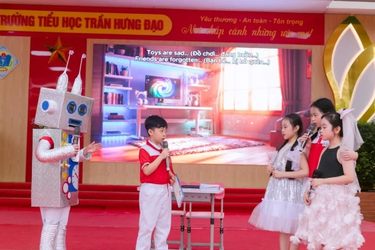 Học sinh Quảng Ninh tự tin hội nhập từ lớp học kết nối toàn cầu