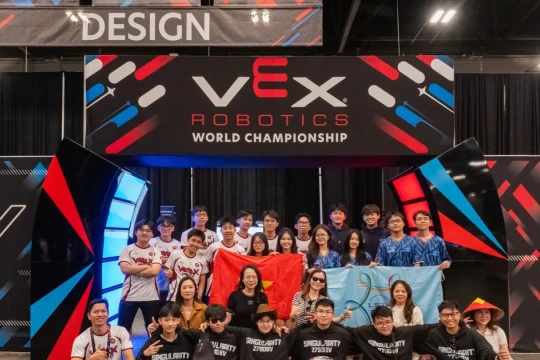 Học sinh Việt Nam ghi dấu ấn tại VEX Robotics World Championship 2026