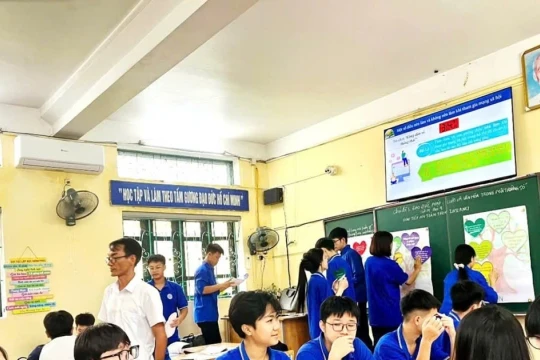 Xây dựng trường học không khói thuốc: 'Chạm' tới nhận thức của học sinh
