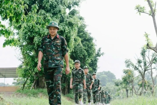 Hành trình rèn kỹ năng sống và bản lĩnh cho học sinh từ 'Chúng em học làm chiến sĩ'