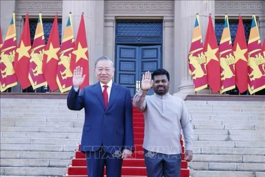 Lễ đón trọng thể Tổng Bí thư, Chủ tịch nước Tô Lâm thăm cấp Nhà nước Sri Lanka