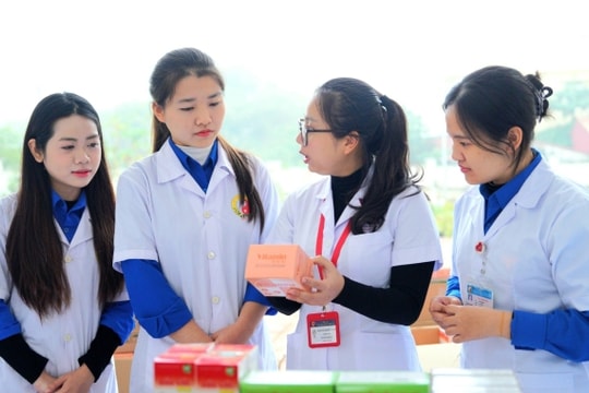 Một trường Y tăng gấp đôi học phí
