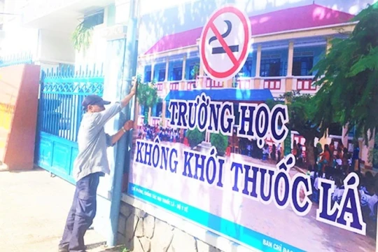 Xây dựng trường học không khói thuốc: Không đơn độc trên hành trình xanh
