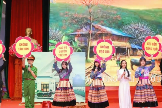 Phòng chống tảo hôn: Gieo nhận thức từ nhà trường