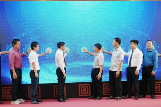Ươm mầm công nghệ cao cho nông nghiệp tương lai