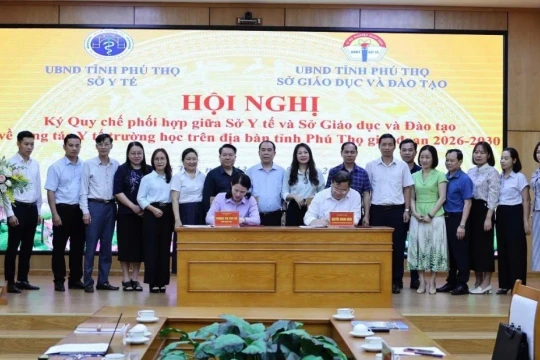 Phú Thọ ký kết phối hợp công tác y tế trường học giai đoạn 2026 - 2030