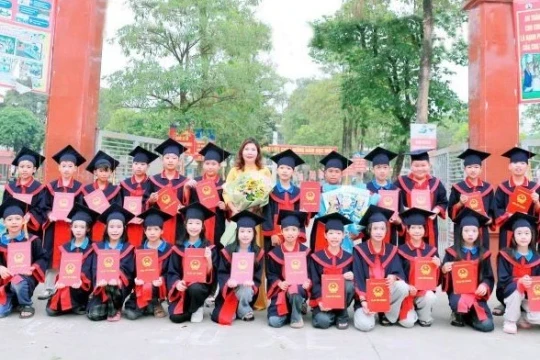 Tăng tính giáo dục trong Lễ Tri ân và trưởng thành cho học sinh Phú Thọ