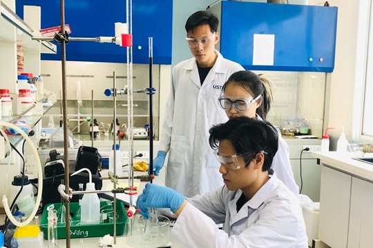 Đề xuất miễn học phí cho người học tiến sĩ chương trình trọng điểm quốc gia