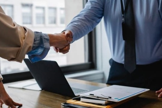Tử vi hôm nay: 4 con giáp dễ gặt hái thành công ngày 15/5/2026 còn được quý nhân phù trợ