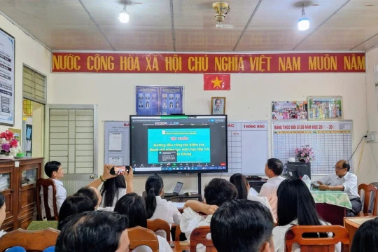An Giang tập huấn, bồi dưỡng giáo viên sử dụng SGK thống nhất trên địa bàn tỉnh