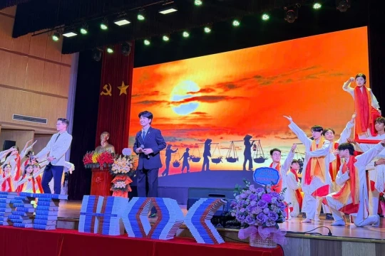 Khoa Triết học Trường Đại học Sư phạm Hà Nội kỷ niệm 15 năm thành lập