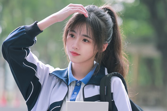 Những điều thú vị khi lớp học có các nữ sinh xinh đẹp, học giỏi