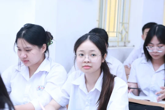 Rà soát kiến thức và giữ ổn định tâm lý cho sĩ tử lớp 12
