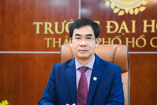TS Lê Trường Sơn tiếp tục giữ chức Hiệu trưởng Trường Đại học Luật TPHCM