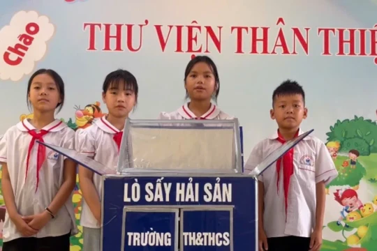 Học sinh vùng đảo chế tạo ‘Lò sấy hải sản’ thân thiện môi trường