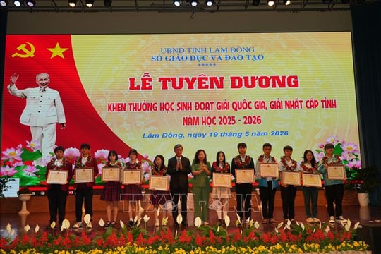 Lâm Đồng: Biểu dương nhiều điển hình tiêu biểu trong ngành Giáo dục và Đào tạo