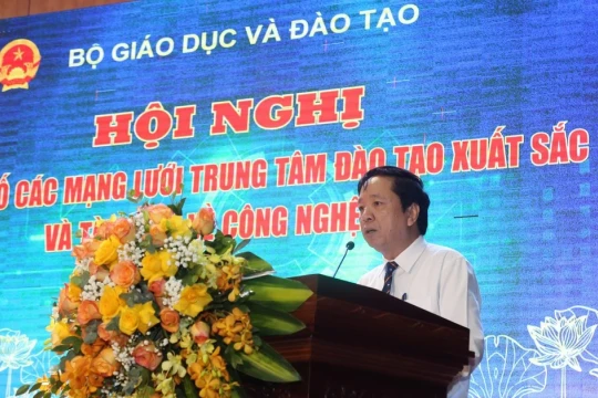 Ông Nguyễn Văn Hùng được bổ nhiệm Hiệu trưởng Trường ĐH Giao thông vận tải