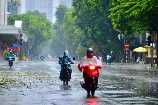 Dự báo thời tiết ngày 20/5: Bắc Bộ mưa lớn, Nam Bộ mưa dông về chiều tối