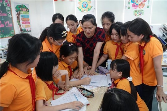 Thích ứng với mô hình mới, gỡ khó cho nhân lực giáo dục cơ sở