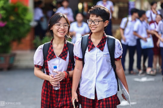 Hơn 1.500 học sinh TP HCM được tuyển thẳng vào lớp 10