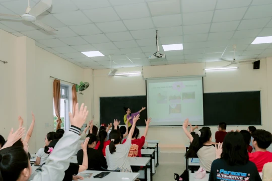 Giáo dục đại học trước yêu cầu thích ứng với AI