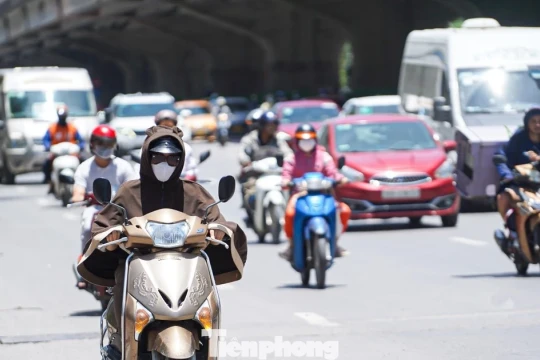 Miền Bắc, miền Trung bước vào chuỗi ngày nắng nóng 'đổ lửa'