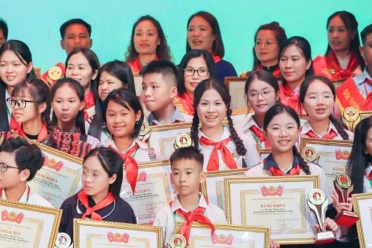 Học sinh Thủ đô tiêu biểu nhận Giải thưởng Kim Đồng