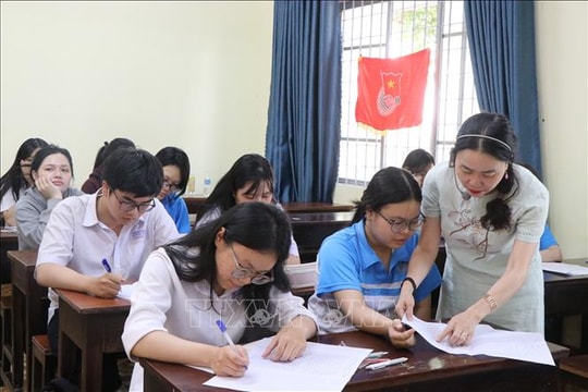 Tăng cường tư vấn hướng nghiệp, kỹ năng làm bài cho học sinh thi tốt nghiệp THPT