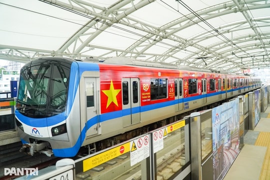 Phường xã hội chủ nghĩa, người dân ra khỏi nhà phải có ngay tàu điện ngầm