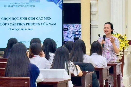 Hà Nội: Củng cố kiến thức, kỹ năng cho sĩ tử